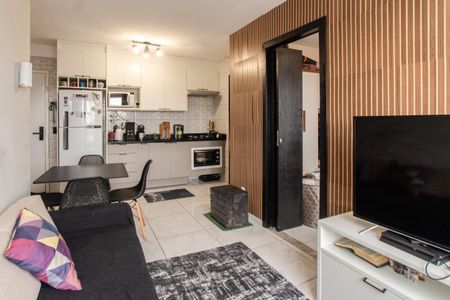 Sala e Cozinha de apartamento para alugar com 2 quartos, 41m² em Vila Sabrina, São Paulo