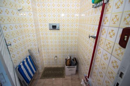 Apartamento para alugar com 100m², 2 quartos e 3 vagas Apartamento para alugar com 100m², 2 quartos e 3 vagasBanheiro de Serviço