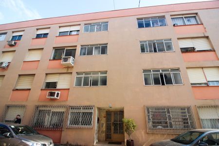 Apartamento para alugar com 100m², 2 quartos e 3 vagas Apartamento para alugar com 100m², 2 quartos e 3 vagasFachada do bloco