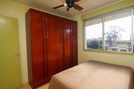 Quarto 2 de apartamento para alugar com 2 quartos, 100m² em Cristal, Porto Alegre