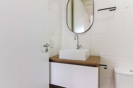 Banheiro de apartamento para alugar com 2 quartos, 32m² em Jardim Celeste, São Paulo