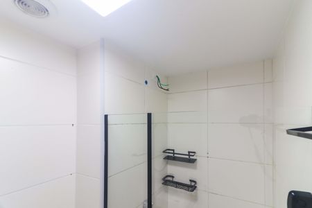 Banheiro de apartamento para alugar com 2 quartos, 32m² em Jardim Celeste, São Paulo