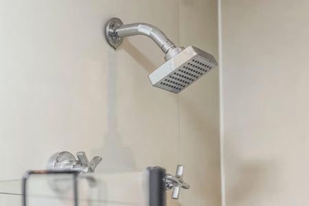 Banheiro de apartamento à venda com 1 quarto, 22m² em Centro Histórico de São Paulo, São Paulo