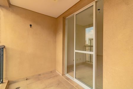 Varanda de apartamento para alugar com 2 quartos, 68m² em Chácara Inglesa, São Paulo