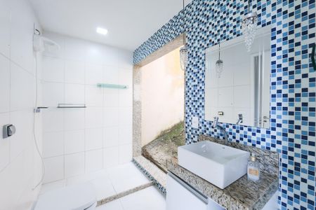 Casa à venda com 147m², 4 quartos e 1 vagaBanheiro Anexo 