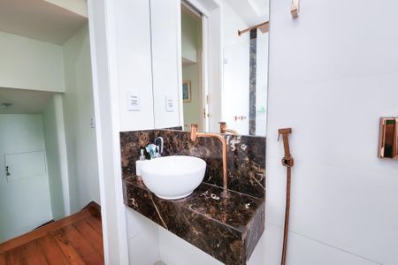 Casa à venda com 147m², 4 quartos e 1 vagaBanheiro 1