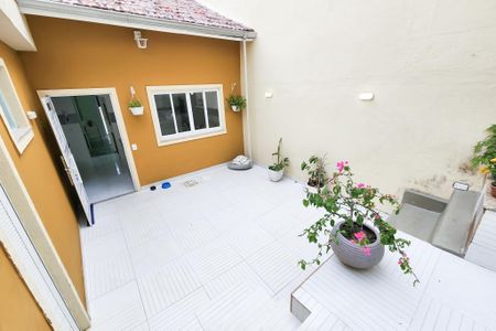 Casa à venda com 147m², 4 quartos e 1 vagaQuintal