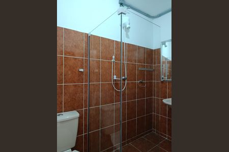 Banheiro Social de apartamento para alugar com 1 quarto, 55m² em Pinheiros, São Paulo