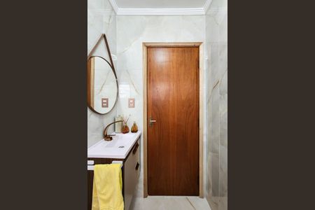 Casa à venda com 128m², 2 quartos e 2 vagasBanheiro 