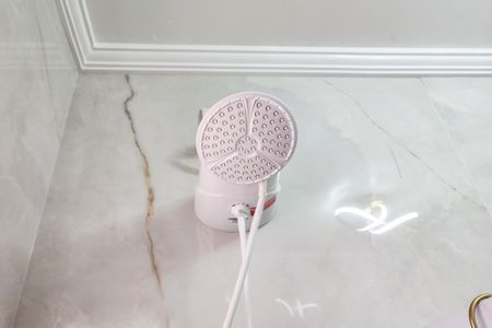 Casa à venda com 128m², 2 quartos e 2 vagasBanheiro 