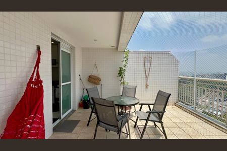 Apartamento para alugar com 54m², 1 quarto e 1 vaga Apartamento para alugar com 54m², 1 quarto e 1 vagaVaranda