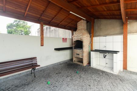 Apartamento à venda com 61m², 2 quartos e 1 vagaCondomínio - Churrasqueira 