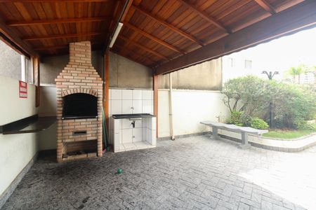 Apartamento à venda com 61m², 2 quartos e 1 vagaCondomínio - Churrasqueira 