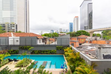 Varanda de kitnet/studio para alugar com 1 quarto, 24m² em Vila Cordeiro, São Paulo