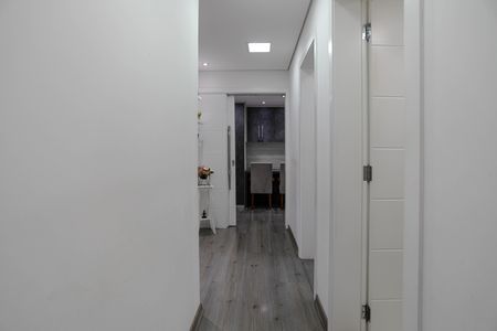 Corredor de apartamento para alugar com 3 quartos, 98m² em Vila Sonia, Mogi das Cruzes