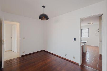 Sala de apartamento para alugar com 3 quartos, 90m² em Alto de Pinheiros, São Paulo