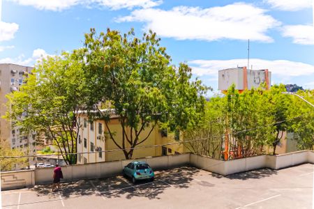 Sala vista  de apartamento à venda com 2 quartos, 50m² em Tomás Coelho, Rio de Janeiro