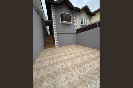 Casa à venda com 100m², 3 quartos e 2 vagas Casa à venda com 100m², 3 quartos e 2 vagasFoto 01