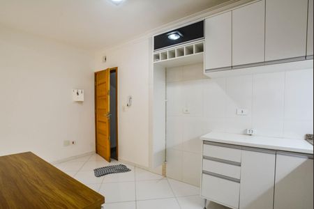 Apartamento para alugar com 72m², 2 quartos e 2 vagasCozinha