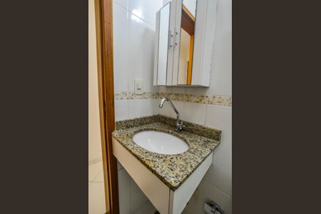 Apartamento para alugar com 72m², 2 quartos e 2 vagasBanheiro Social