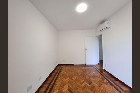 Quarto 1 de apartamento para alugar com 2 quartos, 88m² em Flamengo, Rio de Janeiro