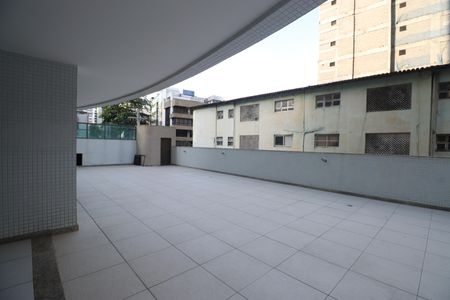 Apartamento para alugar com 74m², 2 quartos e 1 vaga Apartamento para alugar com 74m², 2 quartos e 1 vagaÁrea comum - Salão de festas