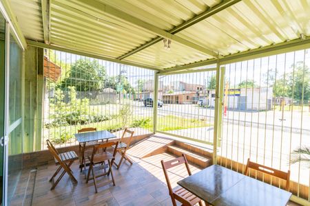 Casa à venda com 25m², 2 quartos e 3 vagasGaragem