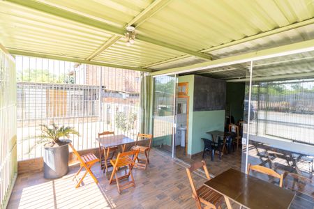 Casa à venda com 25m², 2 quartos e 3 vagasGaragem