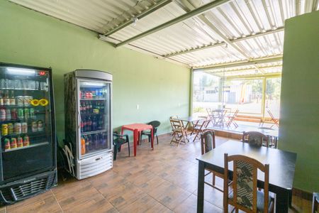 Casa à venda com 25m², 2 quartos e 3 vagasSalão de Festas