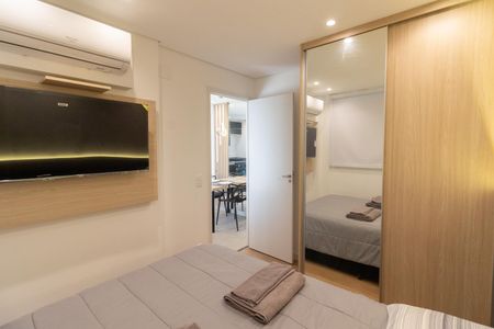 Quarto 1 de apartamento para alugar com 2 quartos, 38m² em Vila Butantã, São Paulo