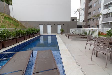 Apartamento à venda com 38m², 2 quartos e sem vagaÁrea comum - Piscina