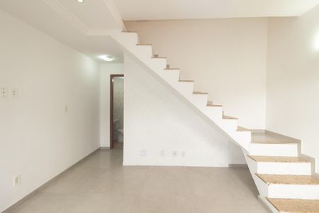 Sala de casa de condomínio para alugar com 2 quartos, 57m² em Campo Grande, Rio de Janeiro