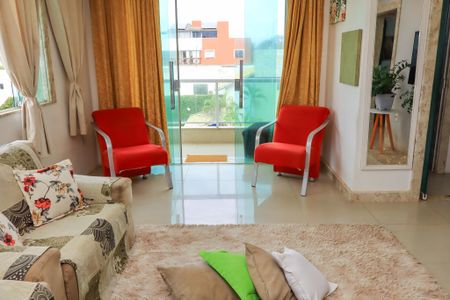 Sala de apartamento para alugar com 3 quartos, 115m² em Praia do Flamengo, Salvador