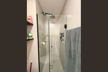 Banheiro de apartamento para alugar com 2 quartos, 37m² em Vila Independencia, São Paulo