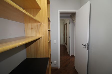 Apartamento à venda com 86m², 3 quartos e 2 vagasQuarto 3