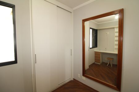 Apartamento à venda com 86m², 3 quartos e 2 vagasQuarto 2