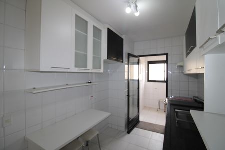 Apartamento à venda com 86m², 3 quartos e 2 vagasCozinha