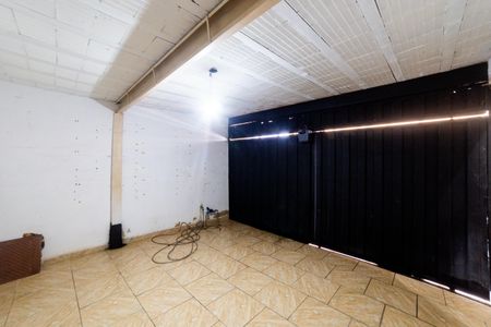 Casa à venda com 100m², 2 quartos e 2 vagasGaragem