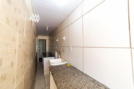 Casa à venda com 100m², 2 quartos e 2 vagasÁrea de Serviço