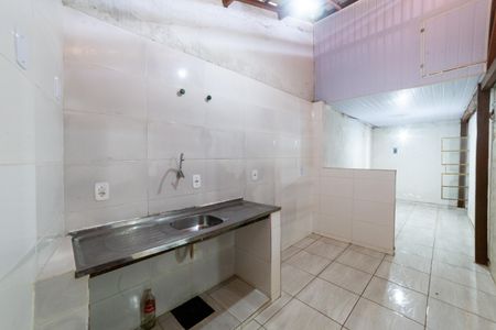 Casa à venda com 100m², 2 quartos e 2 vagasCozinha