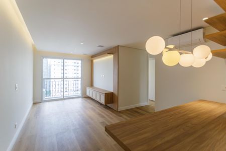 Sala de apartamento à venda com 3 quartos, 91m² em Vila Uberabinha, São Paulo
