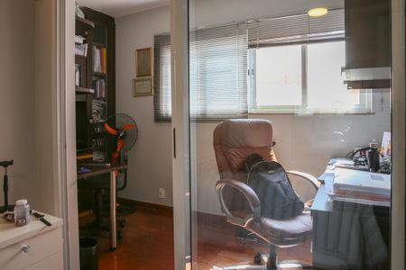 Apartamento à venda com 222m², 3 quartos e 3 vagasSuíte 3