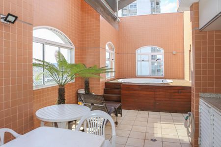 Apartamento à venda com 222m², 3 quartos e 3 vagasPiscina e Churrasqueira