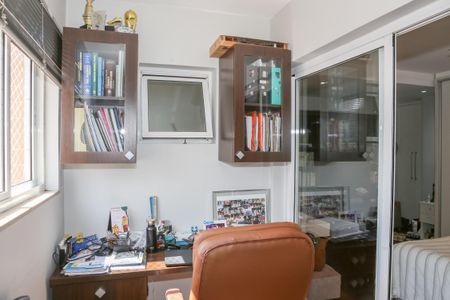 Apartamento à venda com 222m², 3 quartos e 3 vagasSuíte 3
