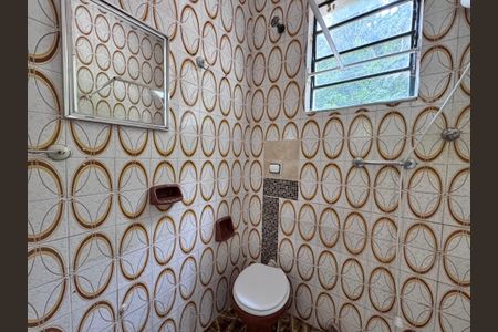 Casa para alugar com 120m², 2 quartos e 2 vagasBanheiro da Suíte