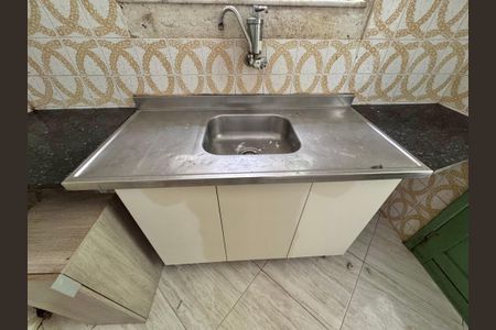 Casa para alugar com 120m², 2 quartos e 2 vagasCozinha