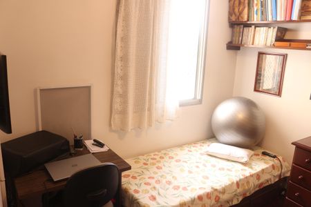 Quarto 2 de apartamento para alugar com 2 quartos, 56m² em São José, São Caetano do Sul