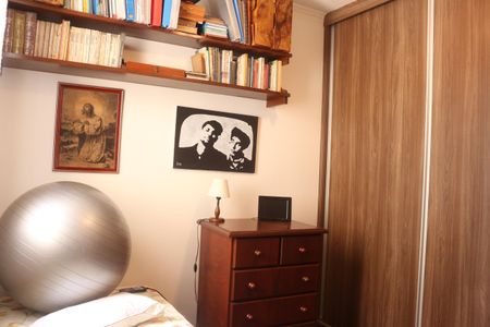 Quarto 2 de apartamento para alugar com 2 quartos, 56m² em São José, São Caetano do Sul