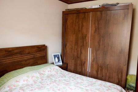 Quarto 1 de casa à venda com 4 quartos, 204m² em Km 18, Osasco