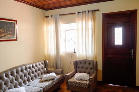 sala de casa à venda com 4 quartos, 204m² em Km 18, Osasco